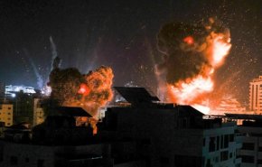 طائرات الاحتلال تشن غارات ليلية على قطاع غزة طالت منازل