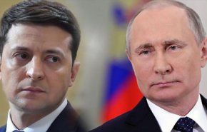 زيلينسكي يعلن عن بدء اتصالات بشأن عقد قمة مع بوتين