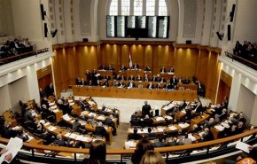 بالفيديو..رد فعل البرلمان اللبناني على رسالة ميشال عون