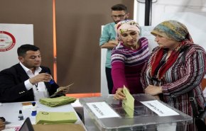المحافظون يفوزون في الانتخابات البرلمانية القبرصية