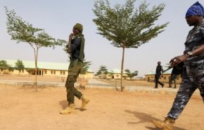 حمله افراد مسلح به یک مدرسه اسلامی در نیجریه/ بیش از ۱۵۰ دانش‌آموز ربوده شدند
