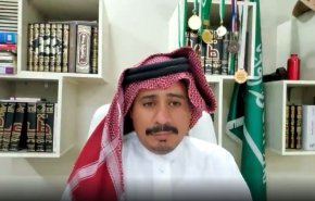 صحفي سعودي يهاجم سفير الإمارات في تل أبيب ويصفه بالغبي