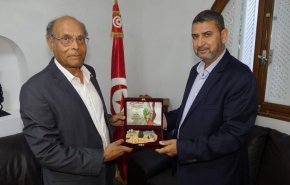 انتقادات للرئيس التونسي لعدم استقباله لوفد حماس