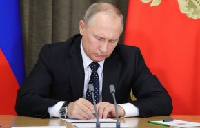 بوتين يوقع على قانون انسحاب روسيا من معاهدة 'الاجواء المفتوحة'