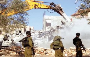 قوات الاحتلال تهدم 10 منشآت سكنية في معرجات أريحا