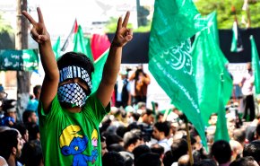 شاهد: غزة تعزف لحن الحرية على اوتار بارودها وصواريخها