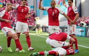 ویدیوی مصدومیت شدید و وحشتناک کریستین اریکسن/ بازی دانمارک - فنلاند پس از مصدومیت وحشتناک اریکسن به تعویق افتاد