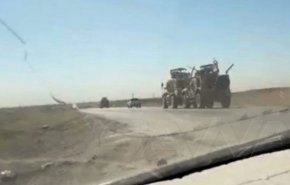 بالفيديو... اهالي فرفرة يرشقون رتلا عسكريا للاحتلال أمريكي بالحجارة