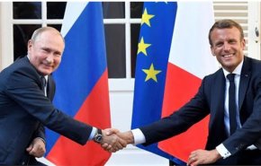 مکرون: ثبات اروپا نیازمند گفت و گو با روسیه است