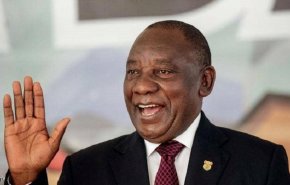رئيس جنوب افريقيا یهني بفوز رئيسي في الانتخابات الرئاسية 