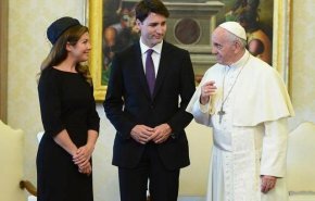 فرافکنی کانادا درباره گورهای جمعی کودکان؛ پاپ عذرخواهی کند