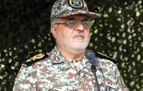 قائد المقر المشترك للدفاع الجوي الايراني يؤكد اهمية الحرب الالكترونية