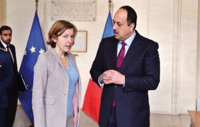 قطر وفرنسا تبحثان تعزيز العلاقات العسكرية