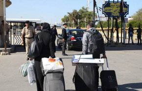 لماذا أغلقت ليبيا حدودها مع تونس؟