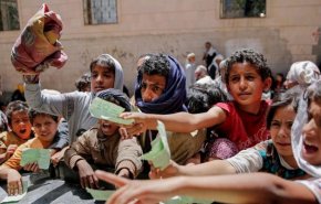 صنعاء تحذّر من كارثة المجاعة إثر انهيار تاريخي في سعر العملة