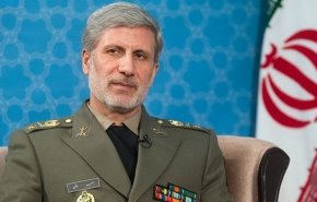 وزير الدفاع يهنئ نظرائه في الدول الاسلامية بحلول عيد الاضحى المبارك