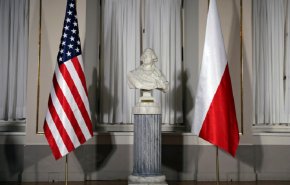 بولندا والولايات المتحدة تناقشان مكافحة 'العدوان الروسي'
