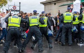 اعتقالات وإصابات خلال احتجاجات ضد التلقيح في لندن
