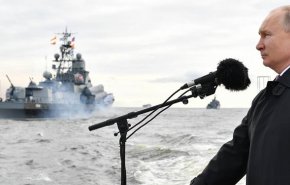 پوتین: روسیه قادر به شناسایی و حمله به دشمن در هر سطحی از دریا، هوا و زمین است