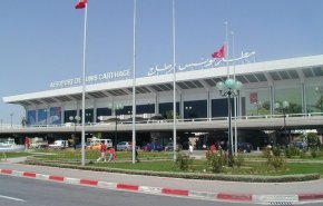 تونس... فرض رقابة شديدة على المطارات لمنع سفر أي من أعضاء البرلمان للخارج
