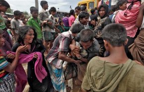 الانهيارات الأرضية  تبتلع 5 من افراد الروهينغا في مخيم ببنغلاديش
