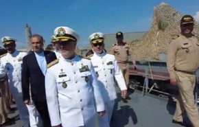 شناور پوتین در اختیار فرمانده نیروی دریایی ایران