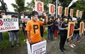 متظاهرون فلبينيون يطالبون بمحاكمة دوتيرتي بعد انتهاء ولايته

