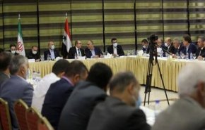 اجتماع بين الناشطين والتجار الايرانيين والسوريين لتطوير العلاقات الثنائية