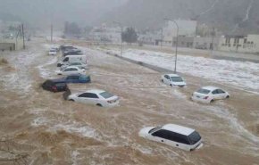 سيول وامطار غزيرة تجتاح محافظات باليمن