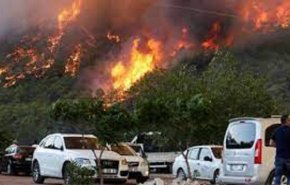 ايران تبدي استعدادها للمساعدة في اخماد الحرائق الناشبة في تركيا