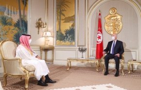 وزير خارجية السعودية في تونس والتقى قيس سعيّد