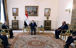 السيسي يؤكد موقف مصر بالتمسك بحقوقها التاريخية في مياه النيل