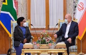 إيران وجنوب افريقيا تؤكدان تعزيز التعاون بينهما