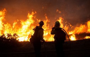 تداوم آتش‌سوزی‌های گسترده در یونان و ترکیه