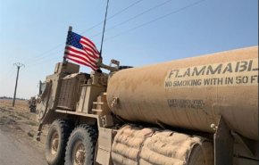 الاحتلال الأمريكي يسرق 30 صهريجاً من النفط السوري 