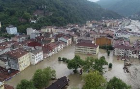 ارتفاع حصيلة ضحايا الفيضانات شمالي تركيا إلى 9 أشخاص 