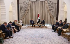 الرئيس العراقي يستقبل وزير الدفاع الأستوني في قصر السلام