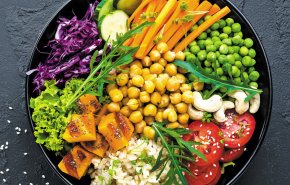 دراسة تقدم نظاما غذائيا يعتمد على لون الطعام