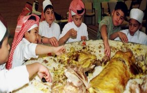 وزير سعودي يكشف حجم تكلفة هدر الطعام في المملكة