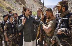 بالفيديو.. المقاومة الافغانية تسترد 3 مديريات من طالبان