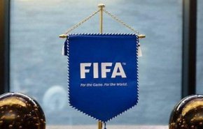 فیفا قوانین جدیدش را اجرایی کرد / فوتبال به شکل والیبال و فوتسال! +فیلم