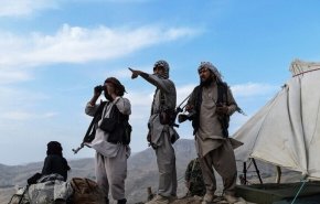 طالبان تسمح لأشرف غني وجميع مسؤولي الحكومة الأفغانية بالعودة للبلاد