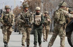 ناشطون يعلقون ساخطين على فرار جنود النخبة البريطانية من طالبان