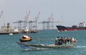 الخوف يسيطر على مرتزقة الإمارات من تفتيش وفد العقوبات الاممية لميناء المخا 

