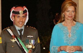 الملكة نور تكشف عن تواصل 'سجن' الأمير حمزة في منزله
