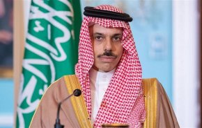 وزير خارجية السعودية: نشدد على ضرورة احترام سيادة العراق

