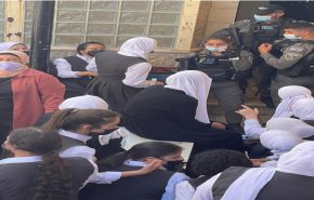 یورش نظامیان صهیونیست به یک مدرسه دخترانه در قدس اشغالی
