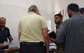 ادامه عملیات تحویل سلاح عناصر مسلح به ارتش سوریه در درعا