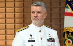 تعيين الادميرال خانزادي مساعدا لقائد الجيش الايراني