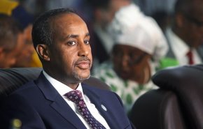 رئيس وزراء الصومال يوقف مدير المخابرات عن العمل وسط خلاف سياسي